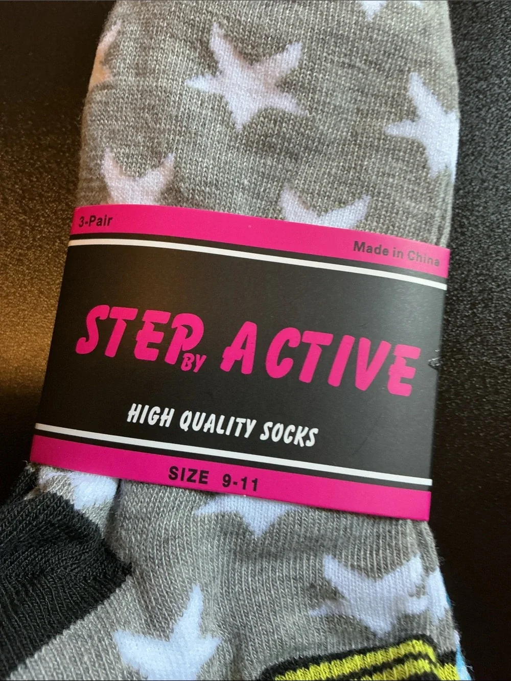 Step Active Women size 9-11 (2) 3 pack ankle socks